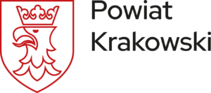 Logo powiatu krakowskiego: po lewej czerwony kontur głowy orła w koronie w obrysie tarczy. Po prawej czarny napis powiat krakowski